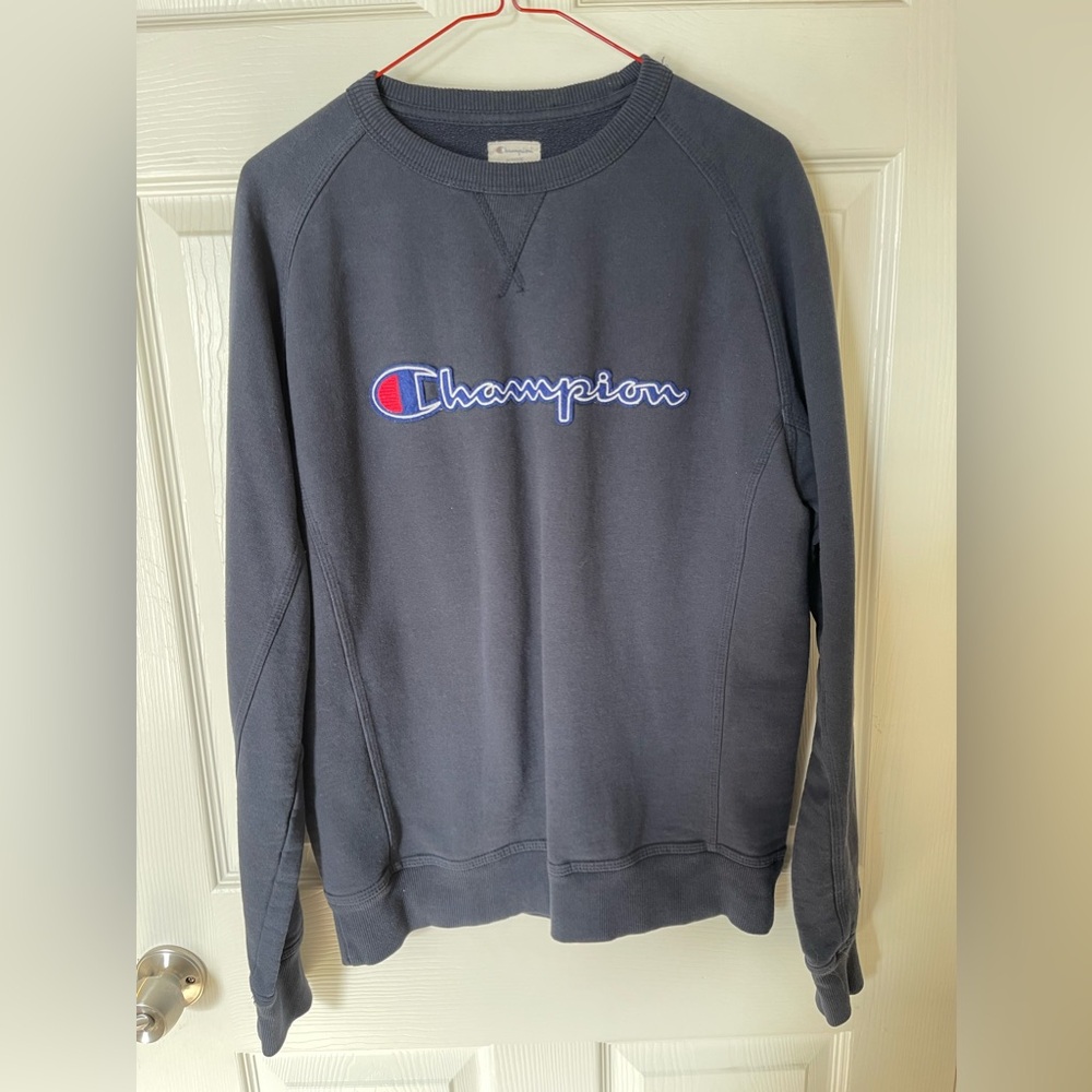 Champion Sweatshirt(Size M)